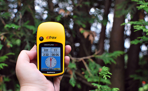 Essential Features to Consider When Choosing a GPS Device for Geocaching