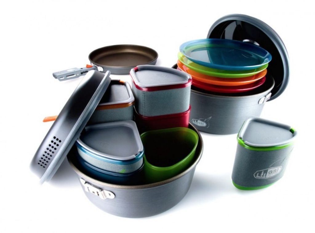 Space-Saving Cooking Equipment for Backpacking Trips