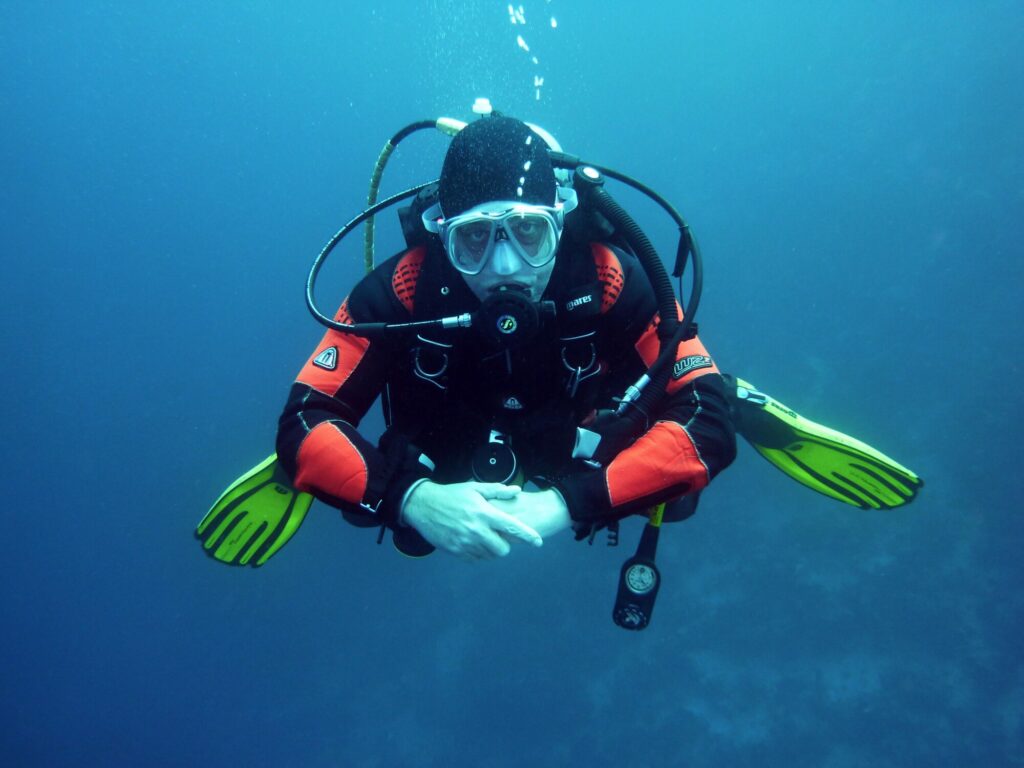 Understanding the Key Features of a Quality Scuba Diving Buoyancy Control Device (BCD)